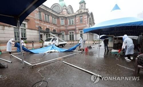 S. Korea's new COVID-19 cases up 24 pct from week ago amid signs of virus resurgence