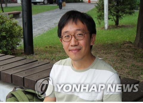 June Huh becomes 1st scholar of Korean descent to win Fields Medal