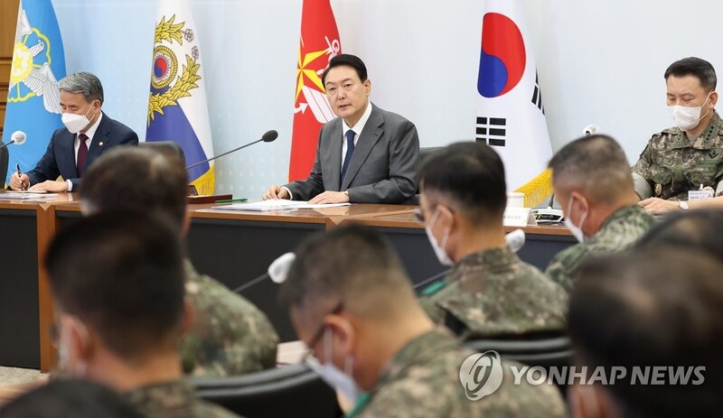 (LEAD) Yoon orders military to swiftly punish N. Korea in case of provocations