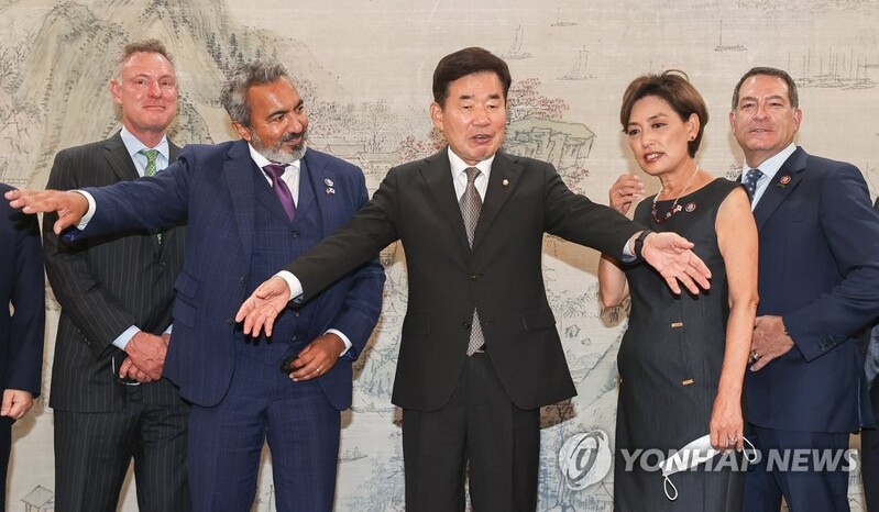 Assembly speaker Kim meets with U.S. congressional delegation