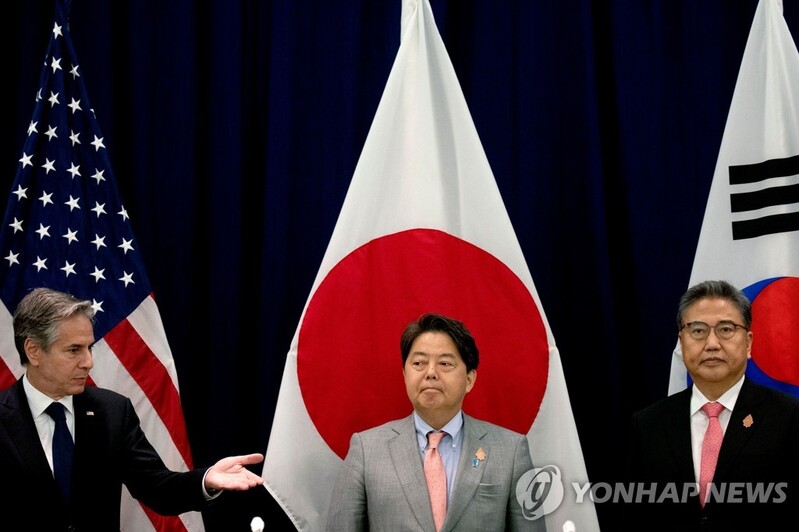 (LEAD) S. Korea, U.S., Japan FMs agree to bolster cooperation on N. Korea