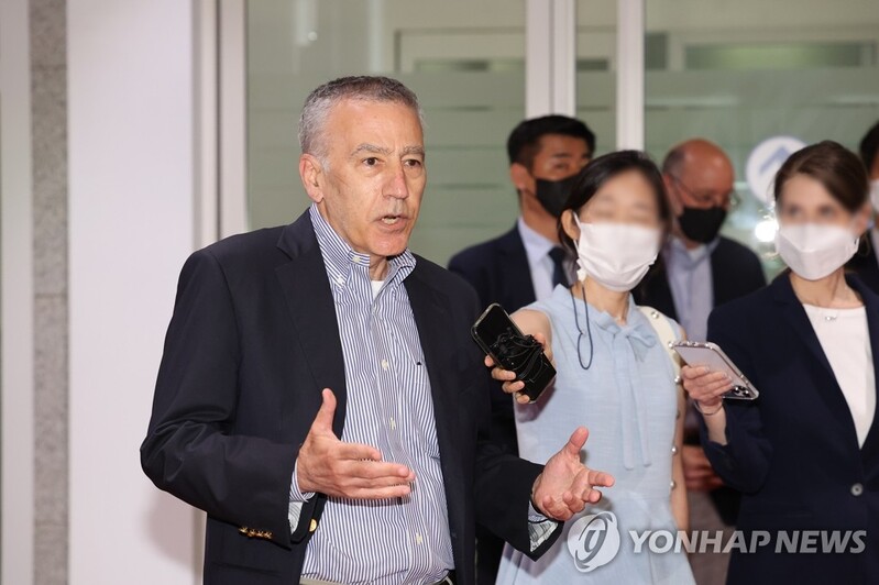 (LEAD) New U.S. ambassador arrives in Seoul, vows stronger alliance