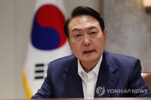 (2nd LD) Yoon to visit memorial altar for Abe