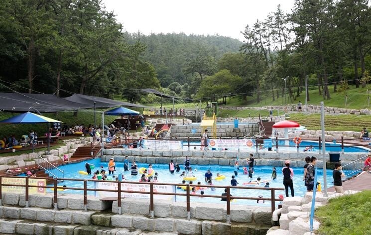 '청정 계곡수' 진도군 사천리 물놀이장 15일 개장