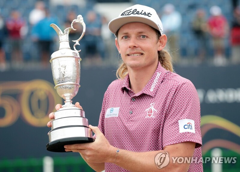 세인트앤드루스 사상 첫 20언더파 우승 스미스, 우즈 기록 깼다