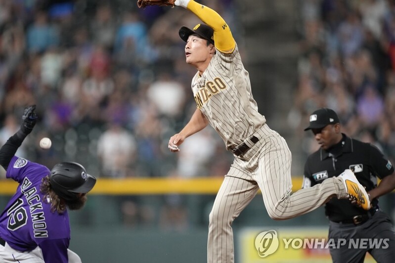 주전 도약한 김하성과 해결사 최지만…류현진 '당분간 안녕'