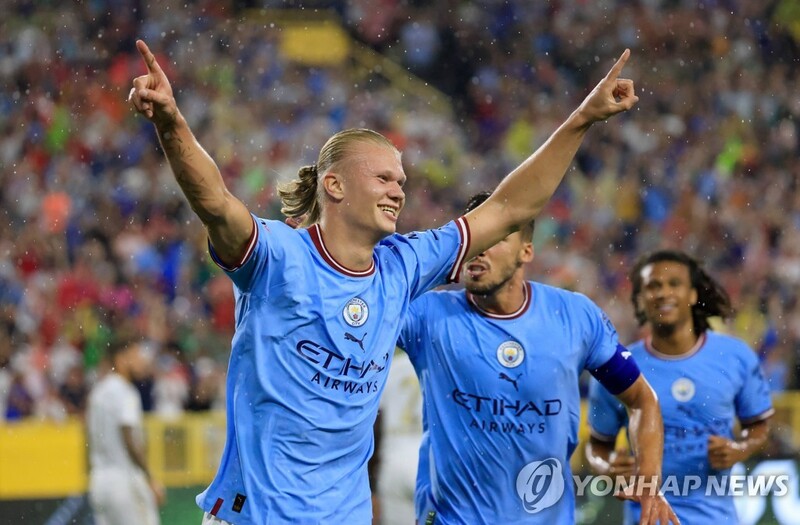 '괴물 공격수' 홀란, 맨시티 데뷔전서 결승골…뮌헨에 1-0 승리