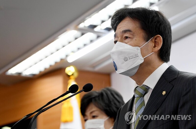 이용호 "靑 활용방안, 국무총리 산하 TF 만들어 논의해야"