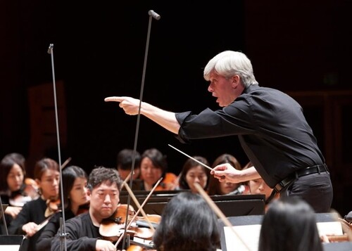 [고침] 문화(마에스트로 자네티, 베르디 레퀴엠으로 경기필…)