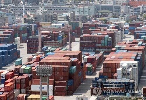 Number of trading firms hits record high in 2021