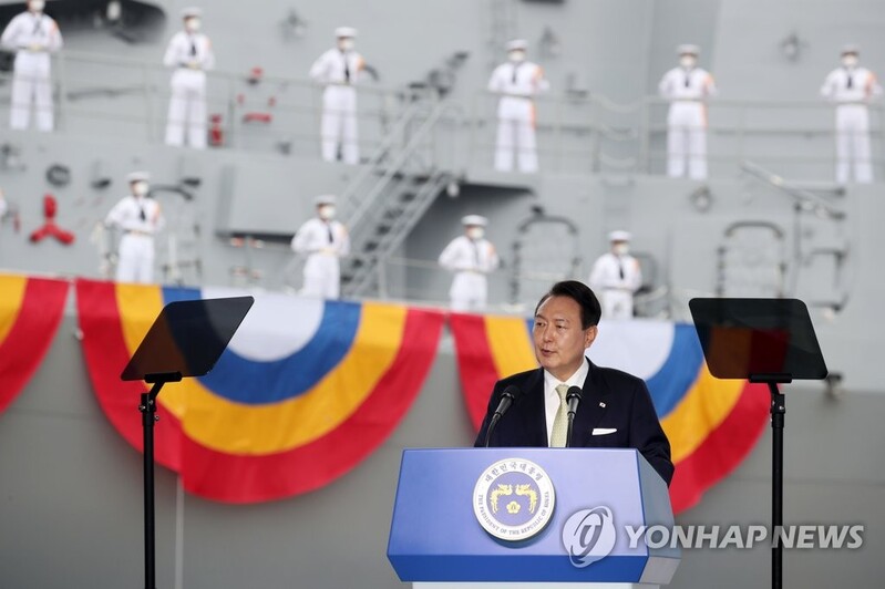 Yoon celebrates launch of new 8,200-ton Aegis destroyer