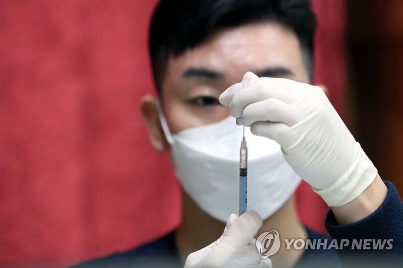 190 Army trainees accidentally given expired hemorrhagic fever shots