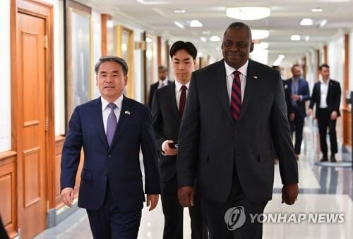 S. Korean, U.S. defense chiefs agree to beef up policy, military measures to counter N.K. nuke threats