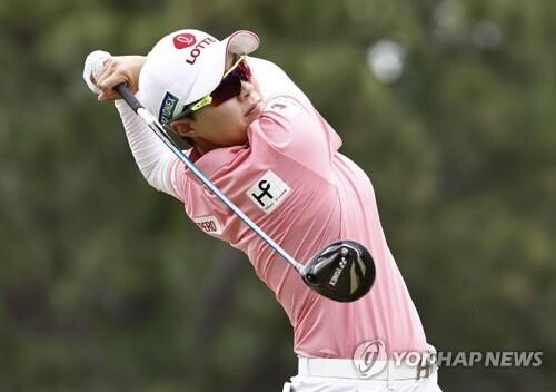 '샷이글' 김효주, 2주 연속 LPGA 3위…후루에, 10타 줄여 역전승