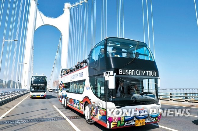 부산시티투어 관광객 돌아왔다…가을부터 서부산 코스 운영