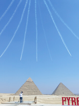 [Moment to Focus] S.Korean aerobatic flight team stages performance for Pyramid Air Show 2022