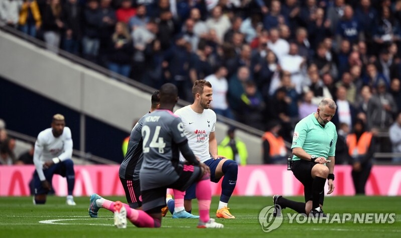 EPL '무릎 꿇기', 개막전 등 특정 경기에만 한다