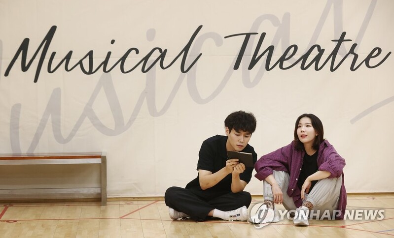 초능력을 잃고 사람을 느끼는 법을 얻다…뮤지컬 '원더보이'