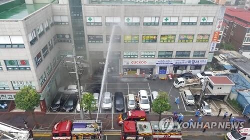 (2nd LD) 5 killed, 37 others injured in fire at hospital in Icheon