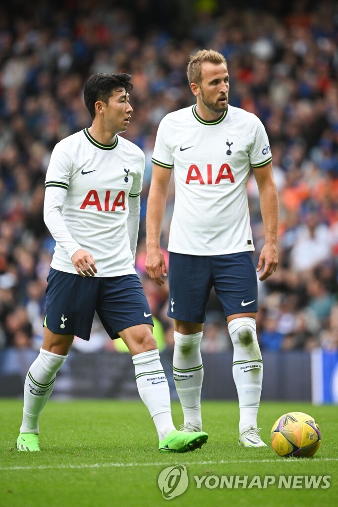 케인, 손흥민에 버럭…'티격태격'한 EPL 최다 골 합작 커플