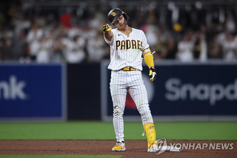 내 앞에서 고의사구를…김하성, 1타점 2루타로 응징