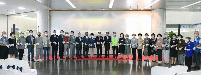 세종시 발전 주역 한자리에…시청서 '시민 명예의 전당' 제막