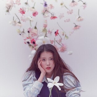 IU donates 100 million won for flood recovery