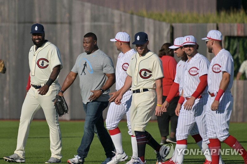 MLB 컵스, 옥수수밭에서 열린 '꿈의 구장' 시즌2 승리(종합)