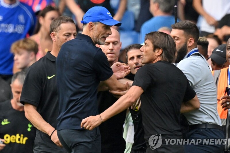 리버풀 '전설' 수네스, "축구는 남자의 경기" 발언에 '뭇매'