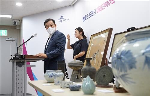 겸재 산수화 등 해외소재 유물 세종 품에…재미교포 324점 기증