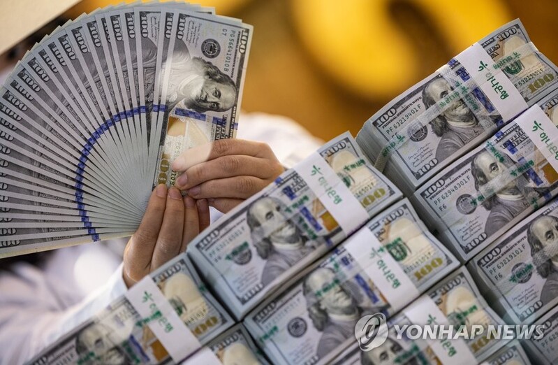 S. Korea to preemptively deal with short-term foreign debt, capital flows