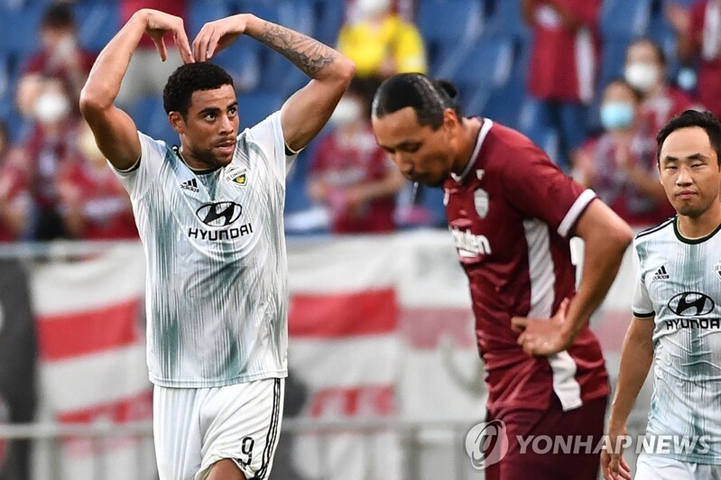 (LEAD) Jeonbuk reach AFC Champions League semifinals with extra-time victory