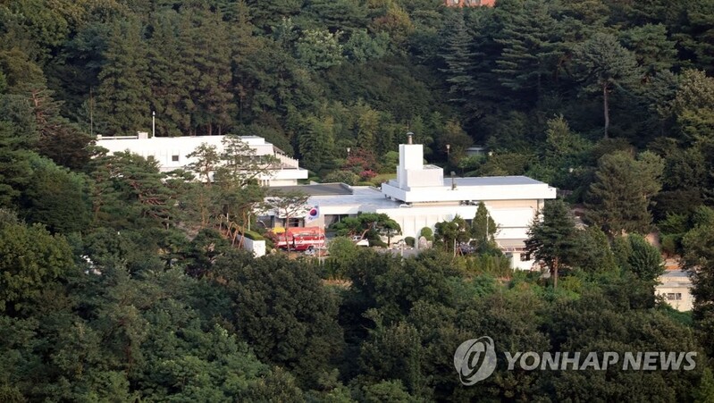 Yoon to begin commuting from new residence this week