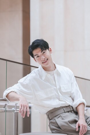 Taiwanese star Hsu Kuang-han “I like drama Our Blues and singer Hyukoh”