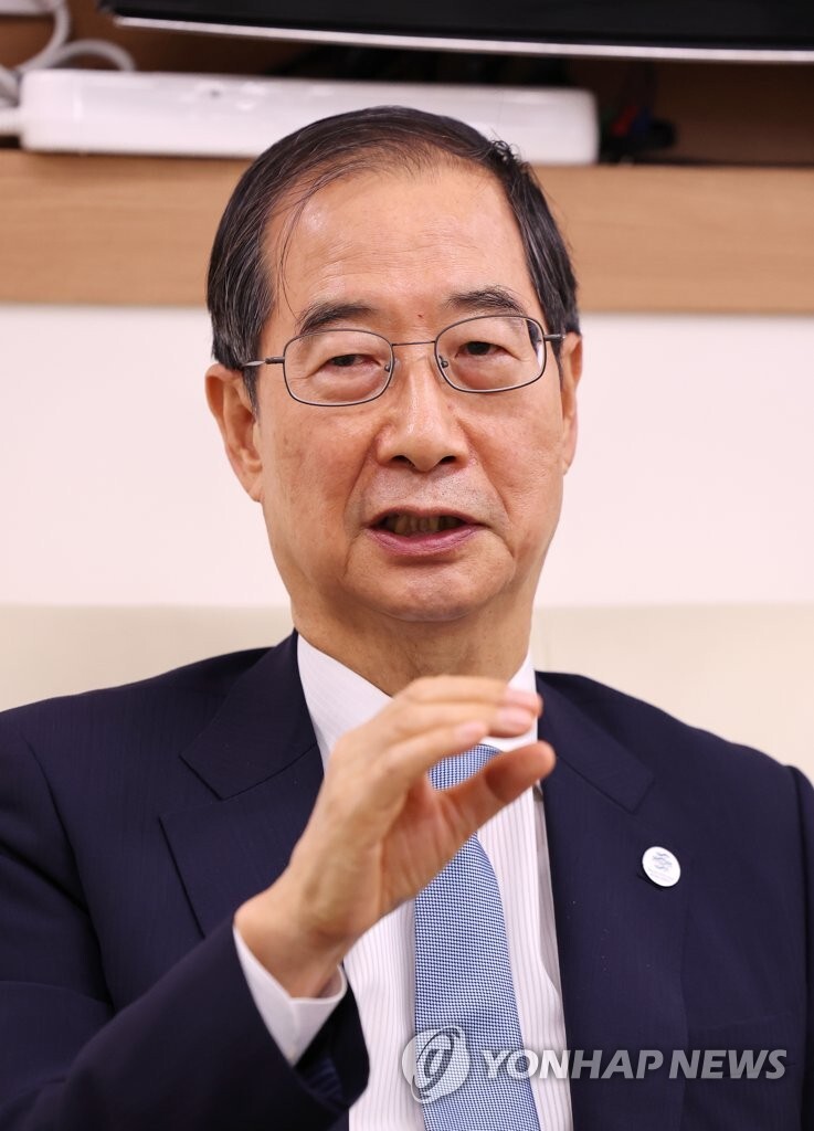 PM says no involvement with Lone Star while working at law firm