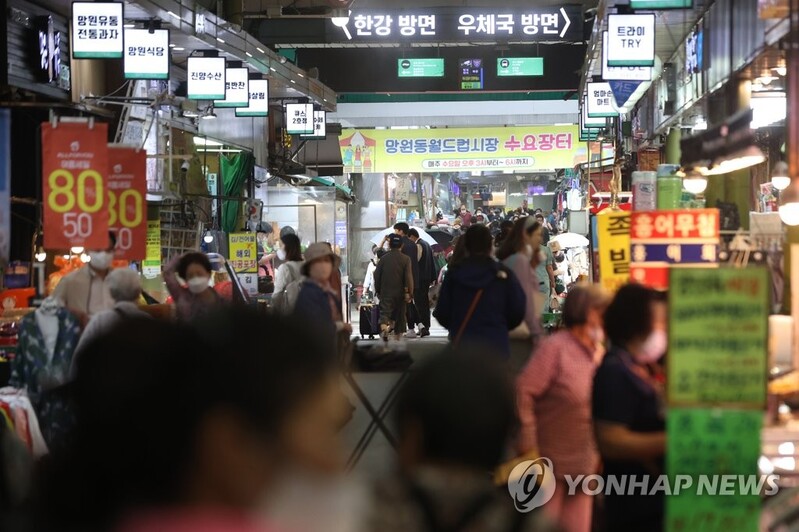 성수품 14개 중 8개 평년보다 비싸…정부, 수급안정 총력