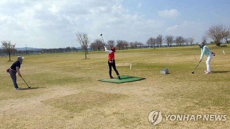 '파크골프' 인기…경남도, 4년간 240억 투입 12곳 신규 조성