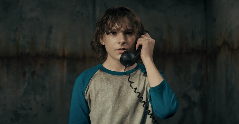 고장난 전화기에서 울리는 섬뜩한 벨소리…영화 '블랙폰'