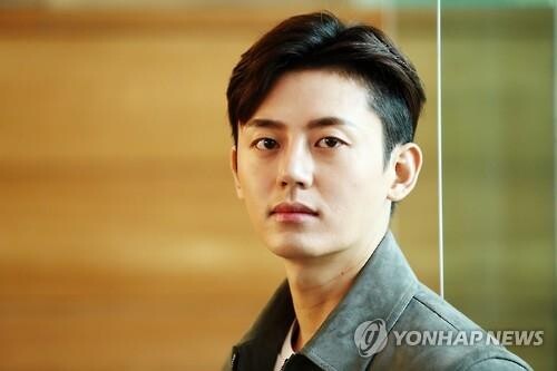 배우 이지훈, 옛 소속사에 승소…법원 "전속계약 해지"