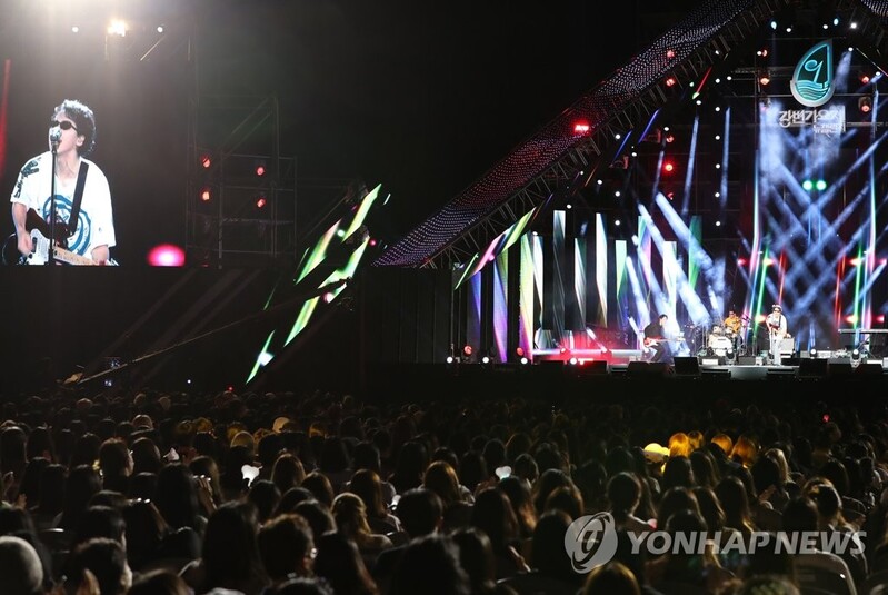 강변가요제 '화려한 부활'…7080부터 MZ세대까지 함께 즐겼다
