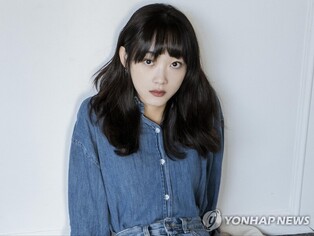 Actor Lee You-mi exhibits herself on the world stage ... 13 years of acting experience since middle school