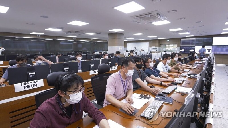 S. Korean lunar orbiter's key trajectory maneuver proceeds successfully: KARI