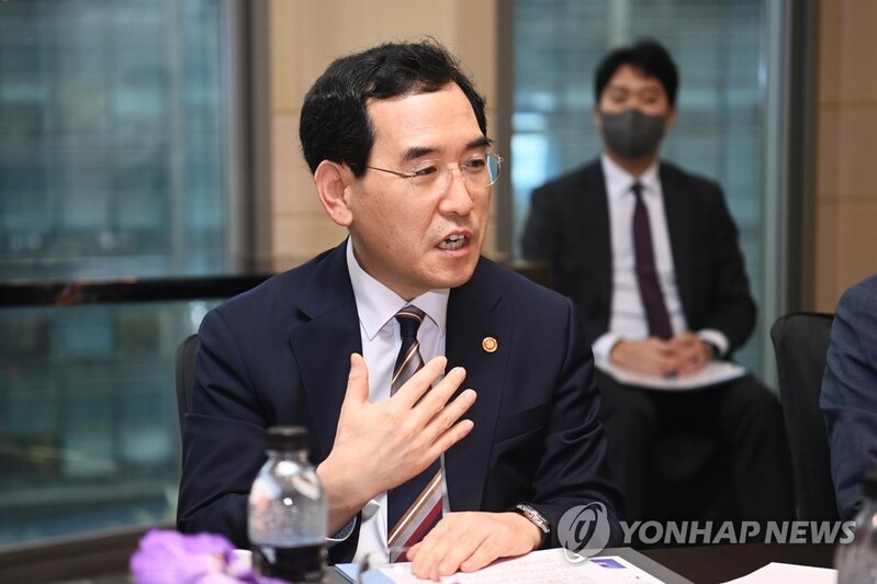 [동정] 이창양 산업장관, 서울 영천시장 찾아 추석 물가 점검