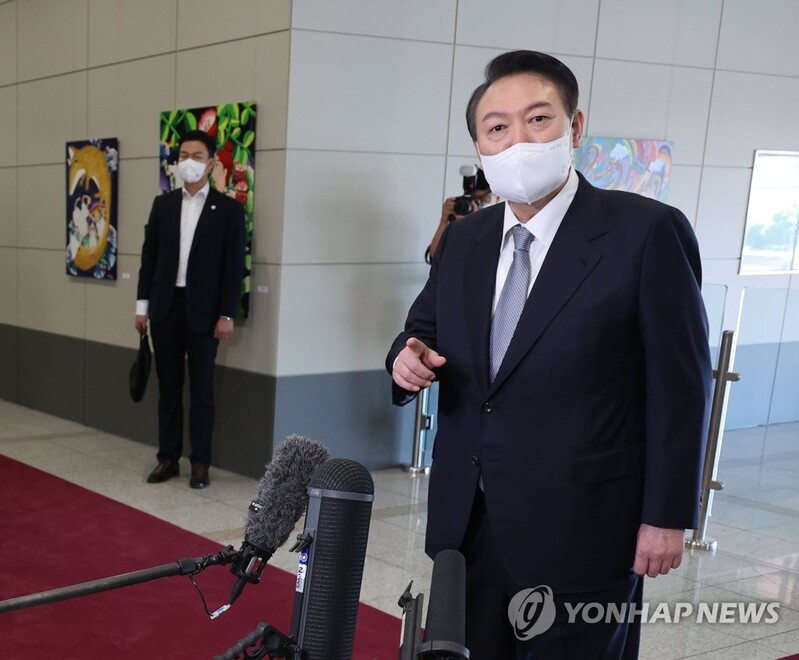 Yoon says he is not paying attention to opposition push to investigate first lady