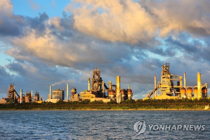 POSCO on track to restart typhoon-hit furnaces Saturday
