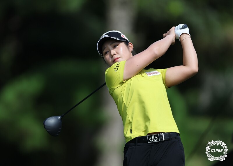 '짝수 해' 힘 받은 KLPGA 이소영, 난코스서 나 홀로 연속 언더파