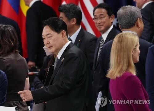 (LEAD) Presidential office says 'no change' in planned Korea-Japan summit during U.N. General Assembly