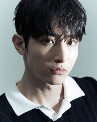 Actor Lee Soo-hyuk to star in audio drama 'Hyunamdong Bookstore'