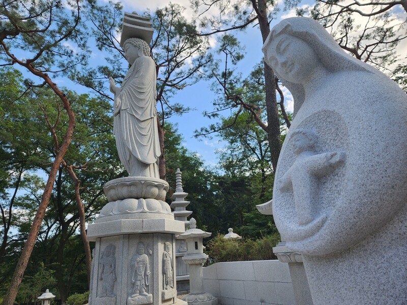 북악산 자락 적신 '시와 판소리'…선원에 모인 문화예술인