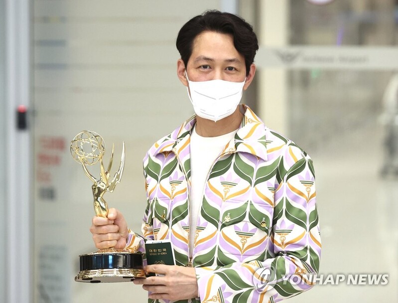 Emmy-winning actor Lee Jung-jae tests positive for COVID-19